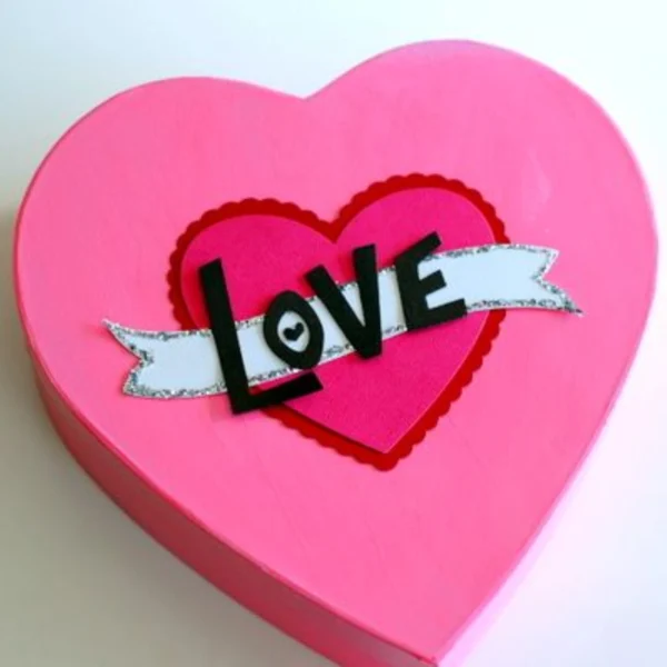 Heart Shaped Valentine Boxes